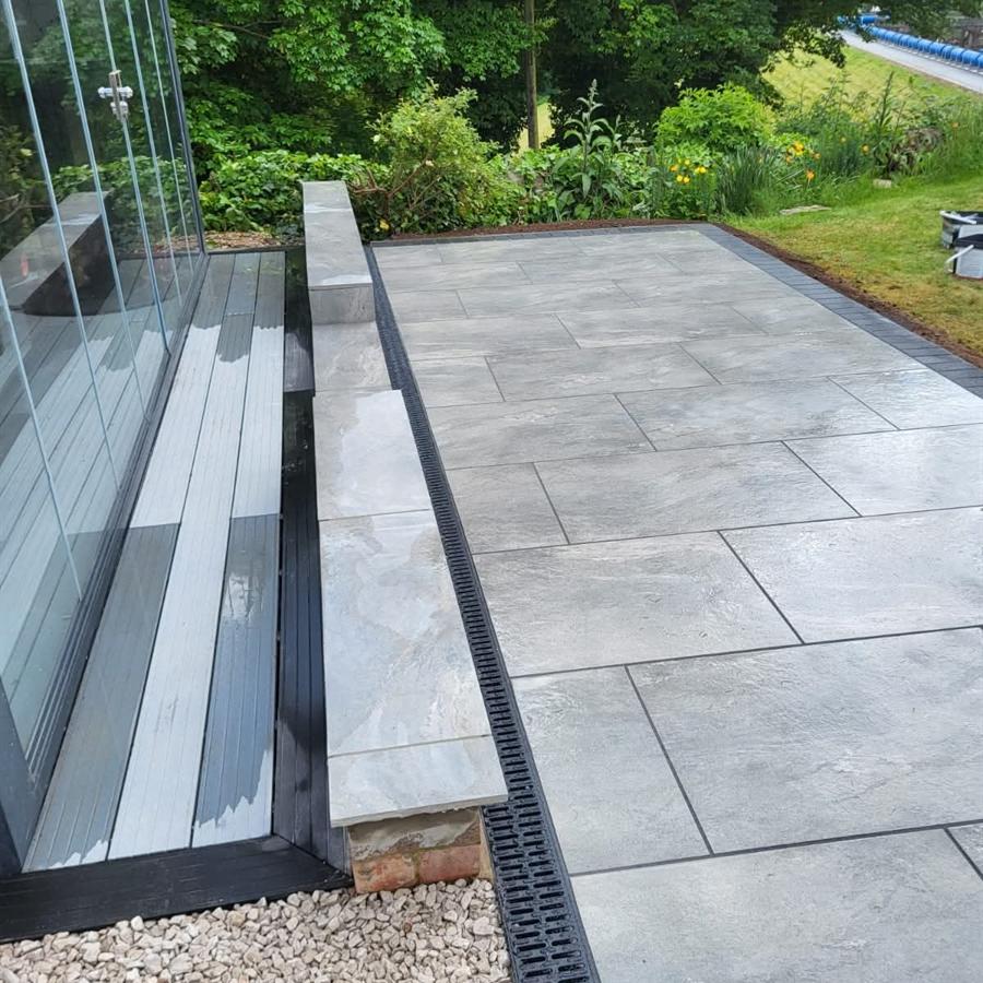 Drainage channel and porcelain paving
